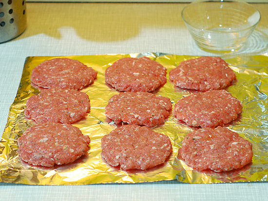homemade breakfast sausage patties