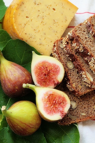 Traditional breads & cheeses, paired with figs makes an appealing of fermented and raw foods.
