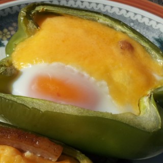 Baked Bell Pepper Basket with Bacon Egg and Cheese