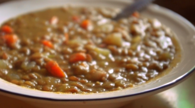 simple sprouted lentil soup with bacon 1